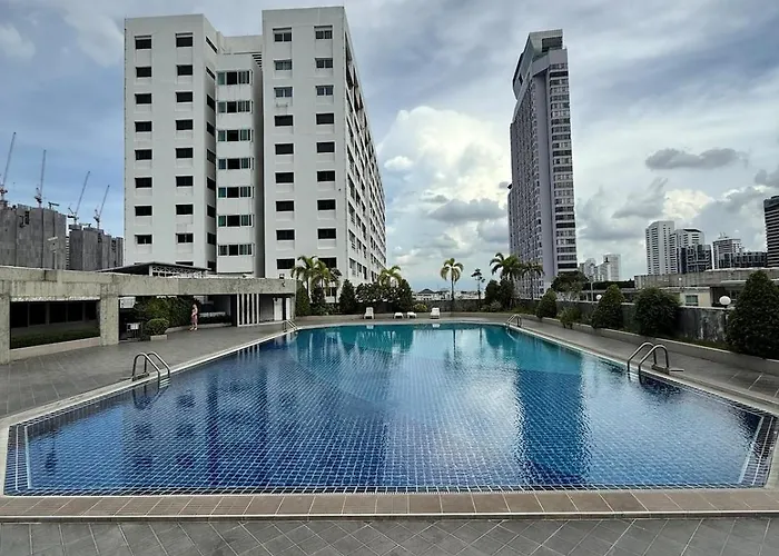 Thonglor 18 Monthly *